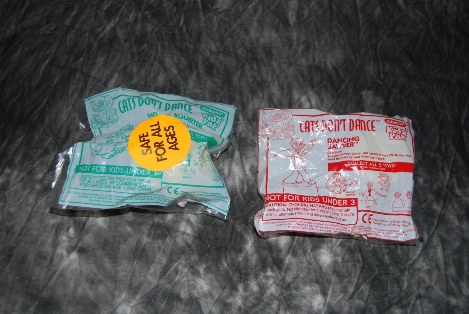 LOT 2 VINTAGE 1997 SUBWAY KIDS PAK TOY CATS DON'T DANCE WOOLIE SQUIRTER SAWYER