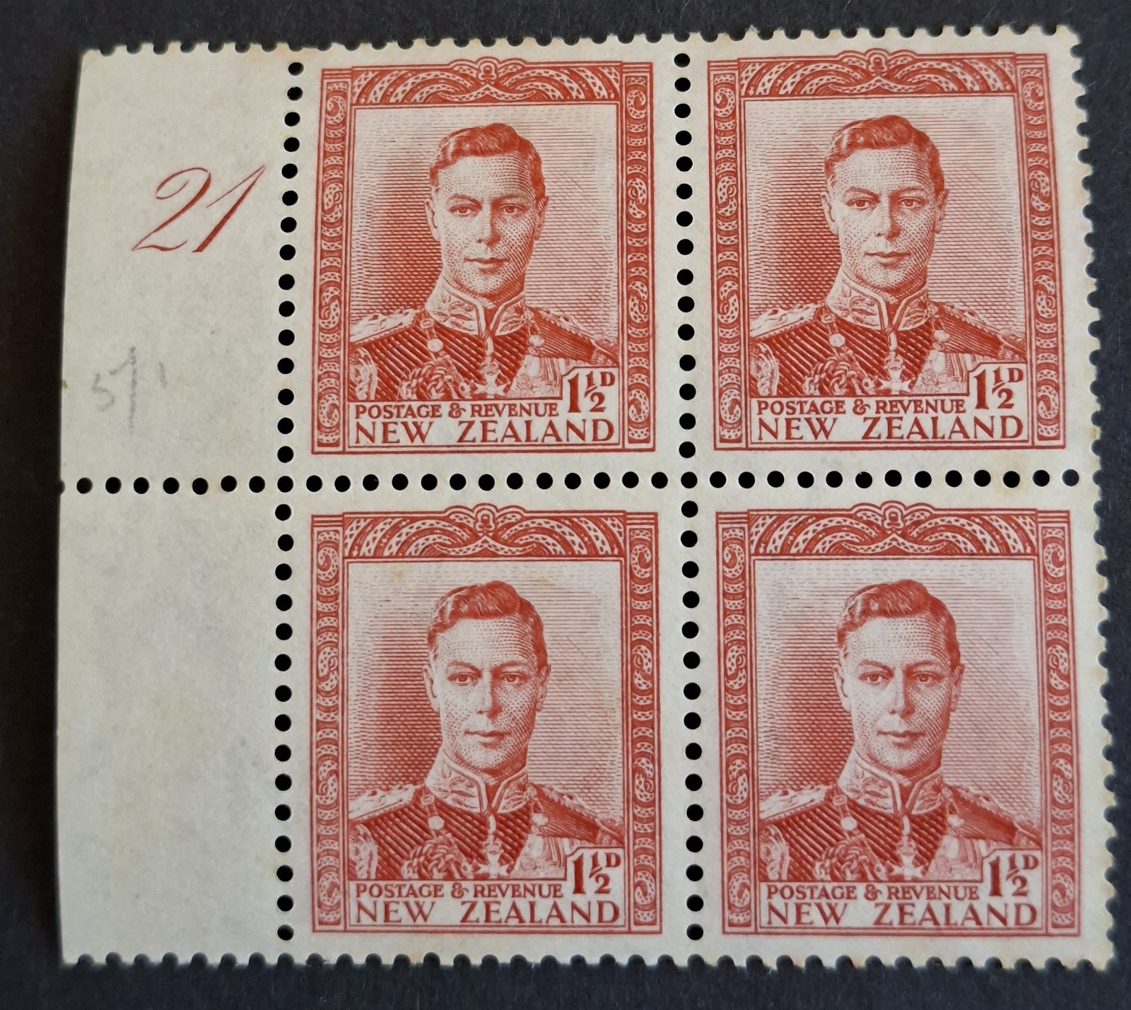 New Zealand 1938 King George  -1d RED BLOCK OF 4  -  MH  - TONING