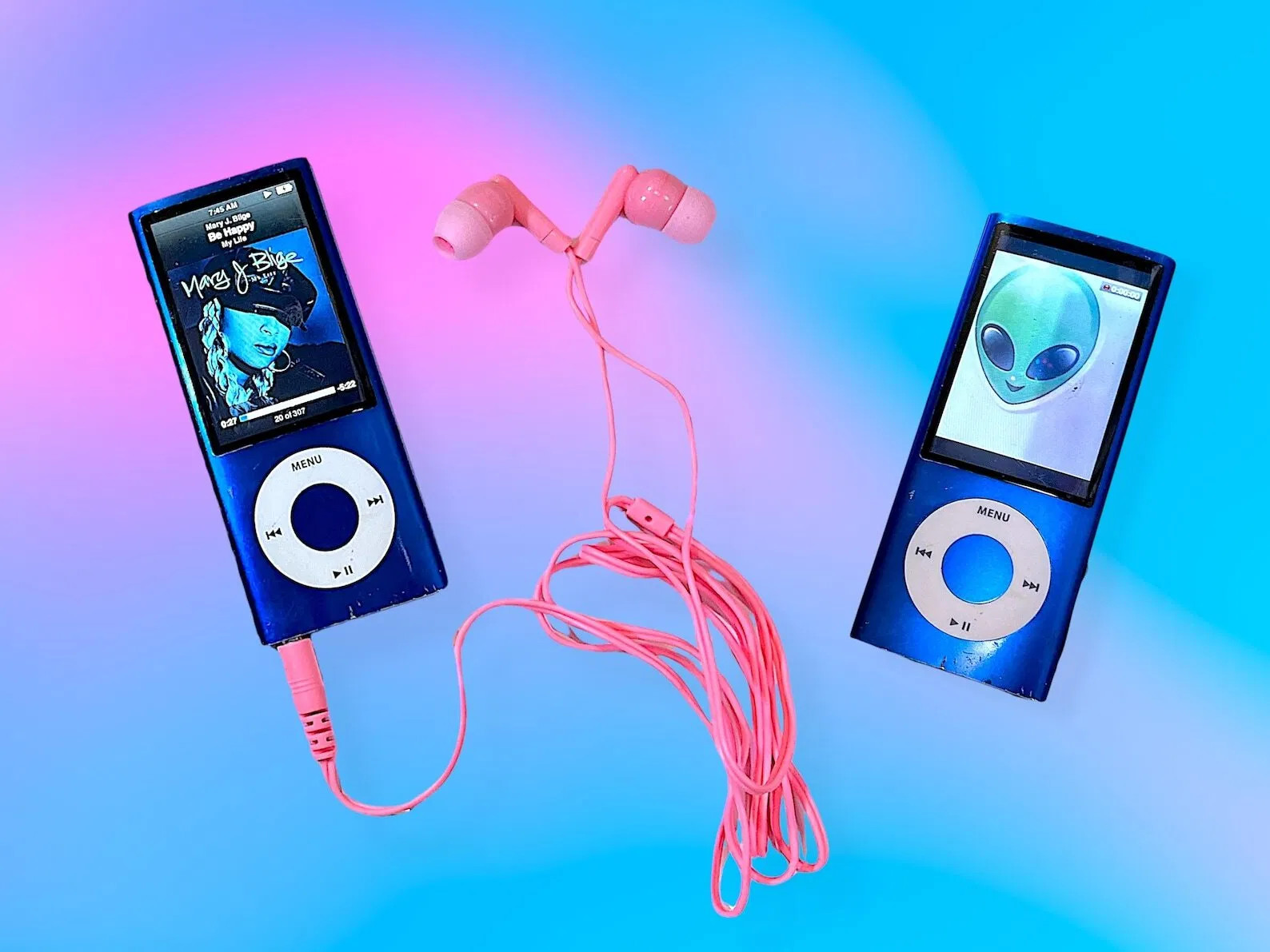 Vintage Y2K Pink Apple IPod Mobile Music Player.