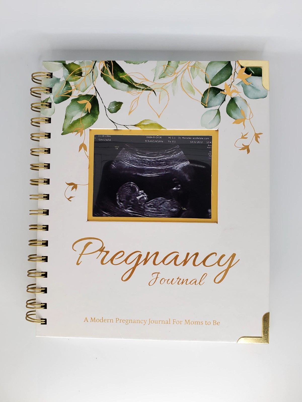 Pregnancy Journal "A Modern Pregnancy Journal For Mom To Be"