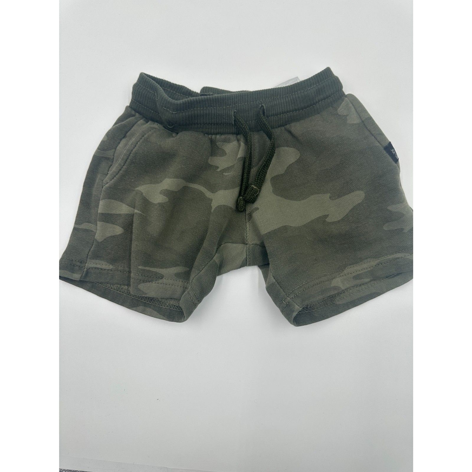 Joe's Kids Camo Shorts for Boys Sz 2T Pull Up Pants Elastic Waist Active Wear