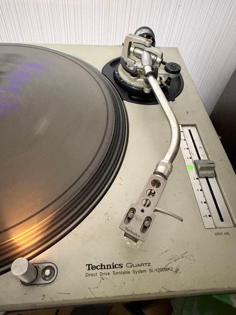 ICONIC Technics SL-1200MK2 Direct Drive Turntable Quartz DJ Record Player Japan