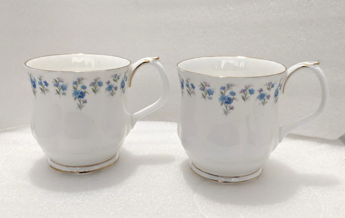 FS. Set of ROYAL ALBERT Memory Lane Scalloped Tea Mug Cup Bone China England
