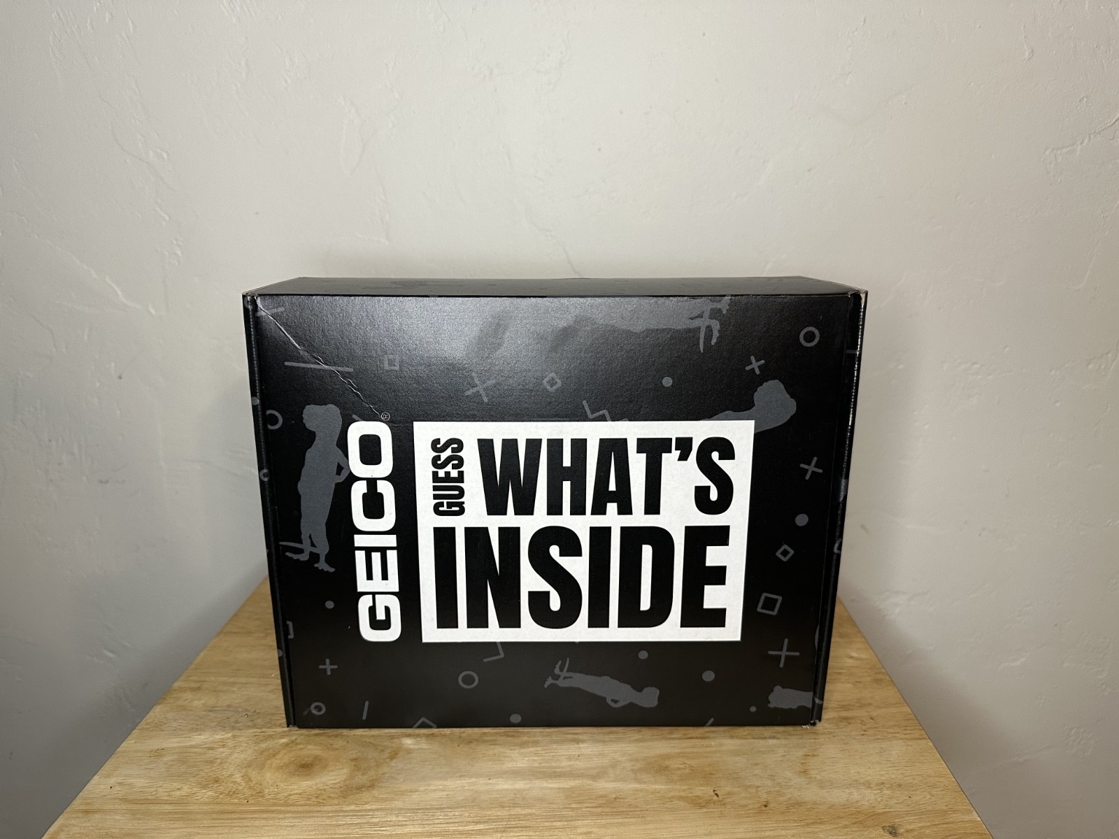 GEICO "Guess What's Inside" Promo Box w/Yeti, Bluetooth Speaker + More