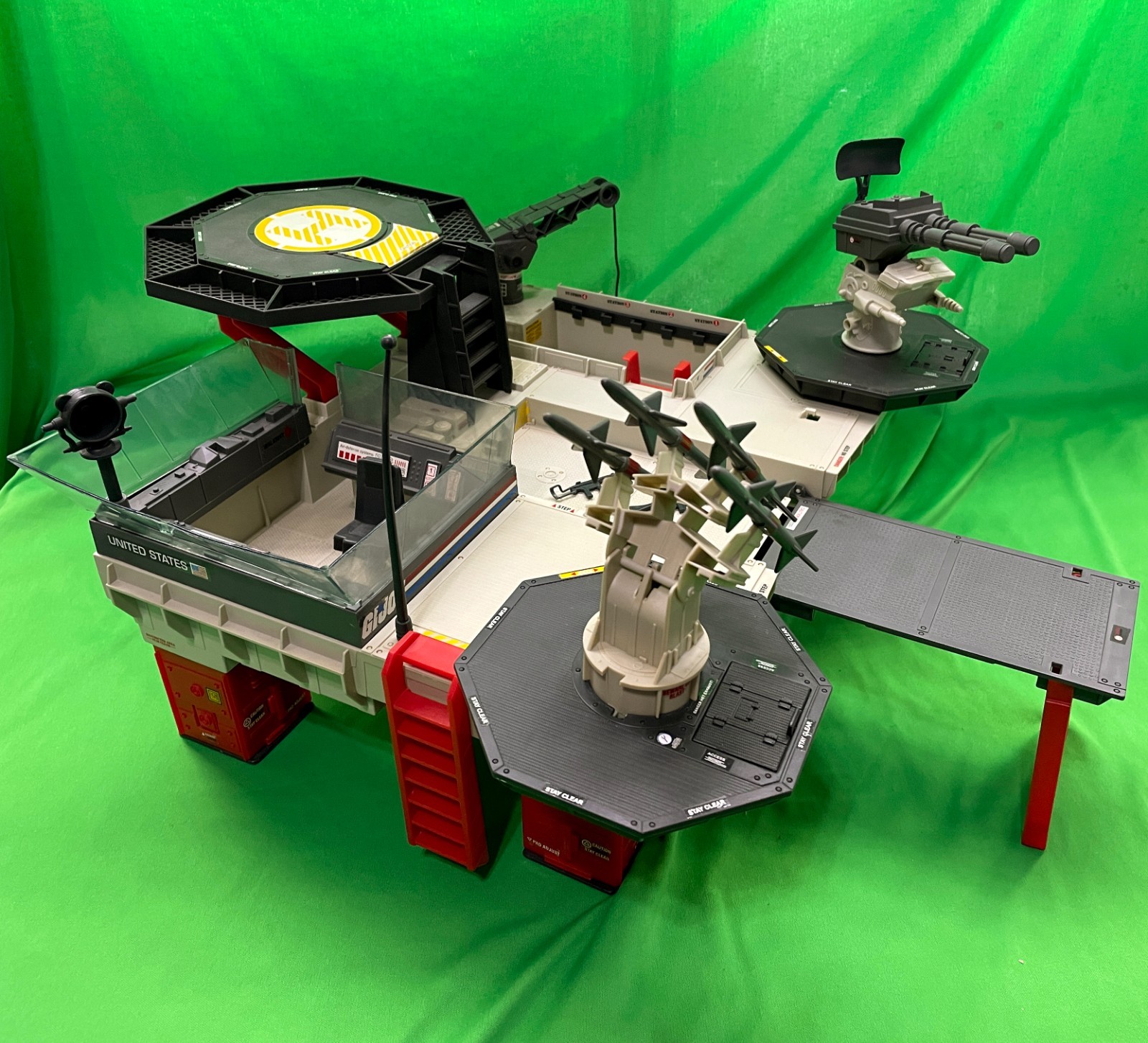 Hasbro GI JOE Vintage 1985 TRANSPORTABLE TACTICAL BATTLE PLATFORM (1:18 Scale)