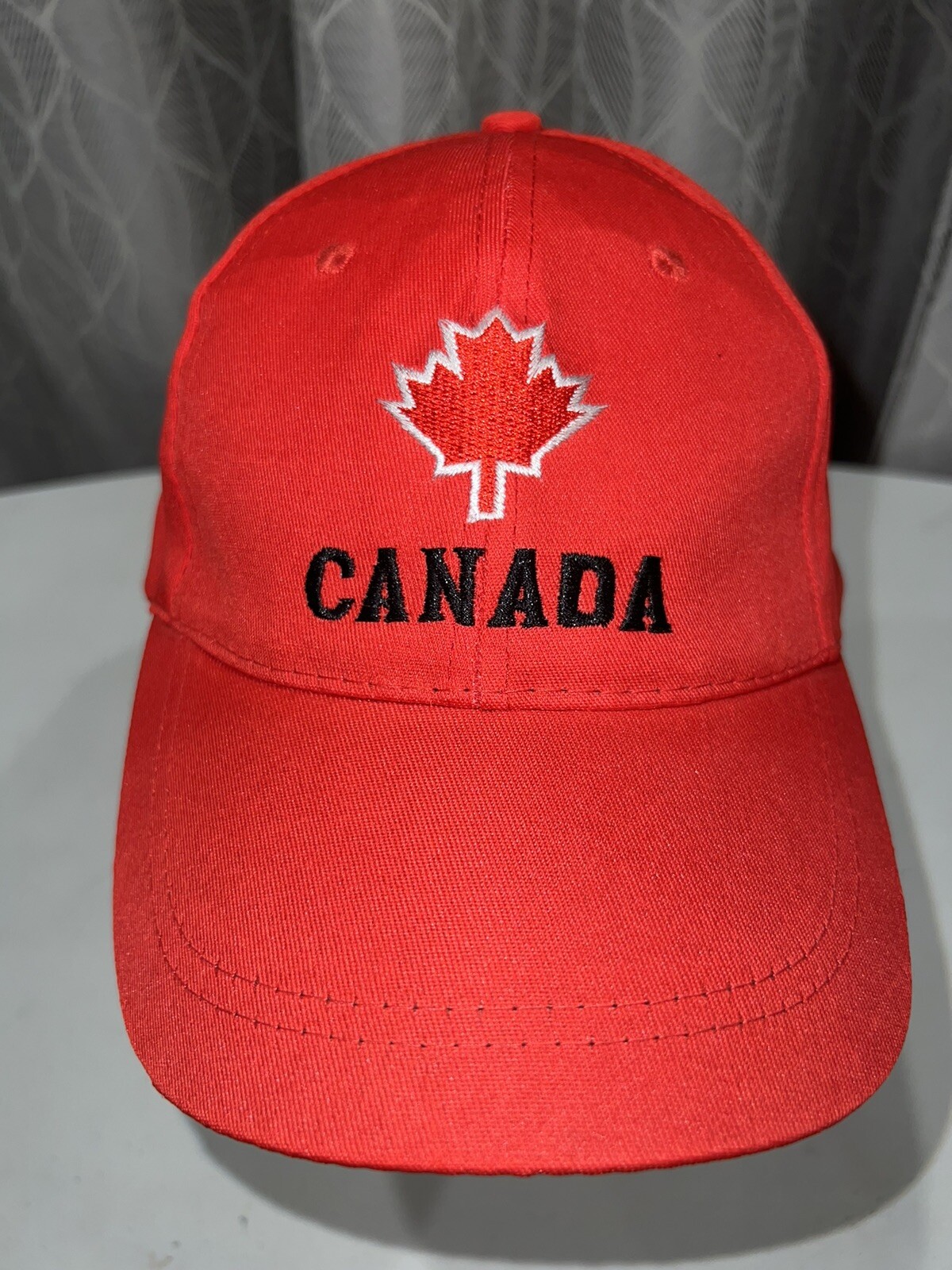 Red Canada in black with red leaf white outline Hat Cap Hook Loop VGC