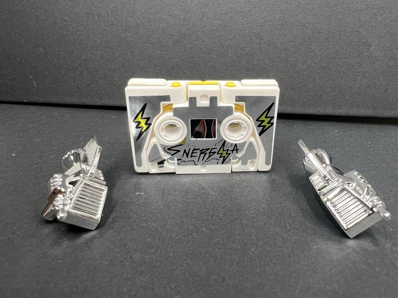 Transformers Energia Buzzsaw G1 Style Cassette From Balvintron Collab