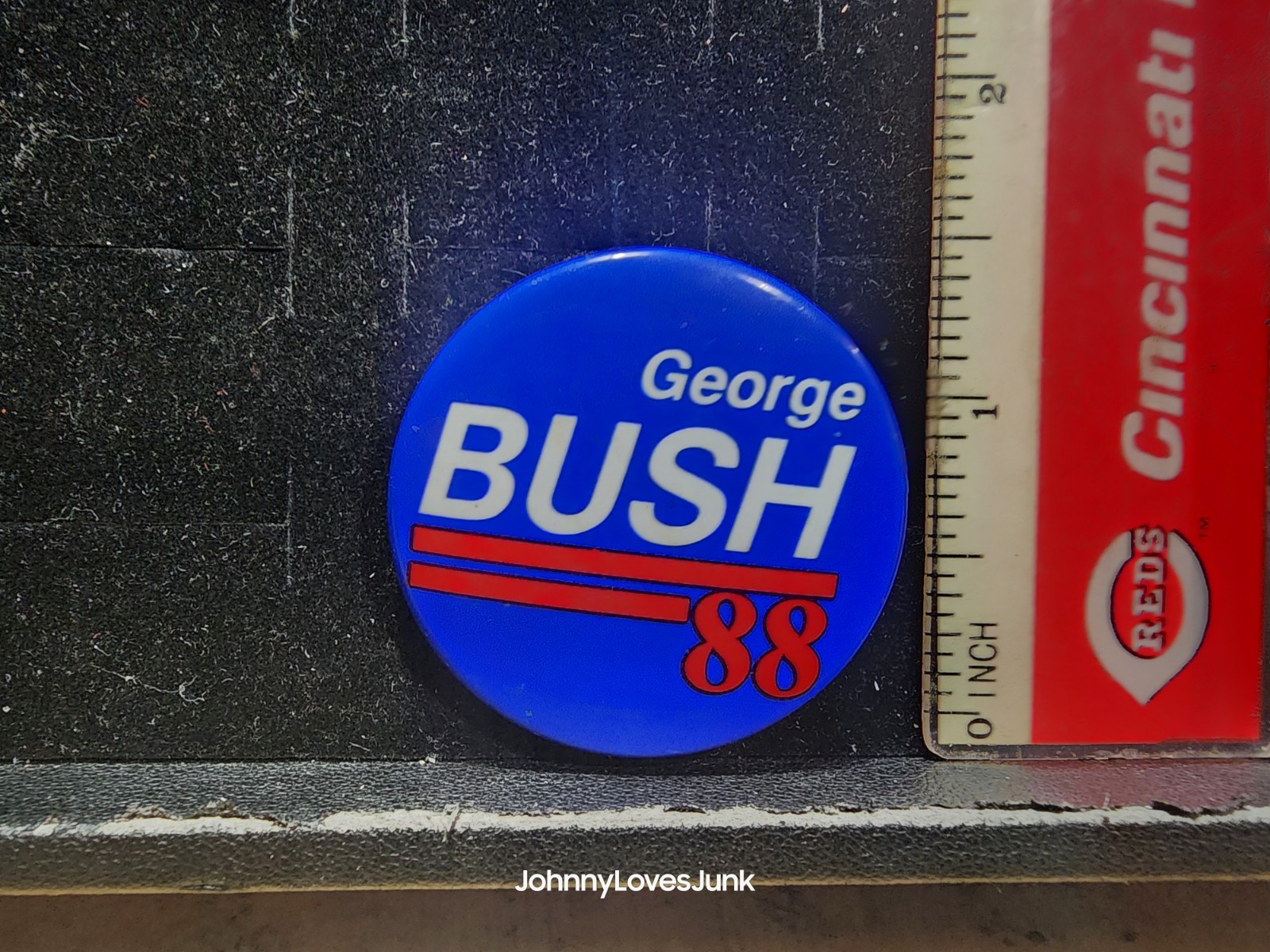 Vintage 1988 George Bush Presidential Political Pinback Button Used