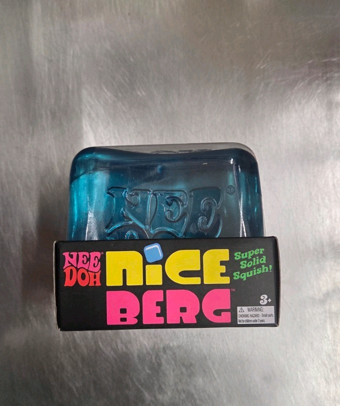 NeeDoh Nice Berg Swirl, XL Giant Nee Doh Squishy Blue