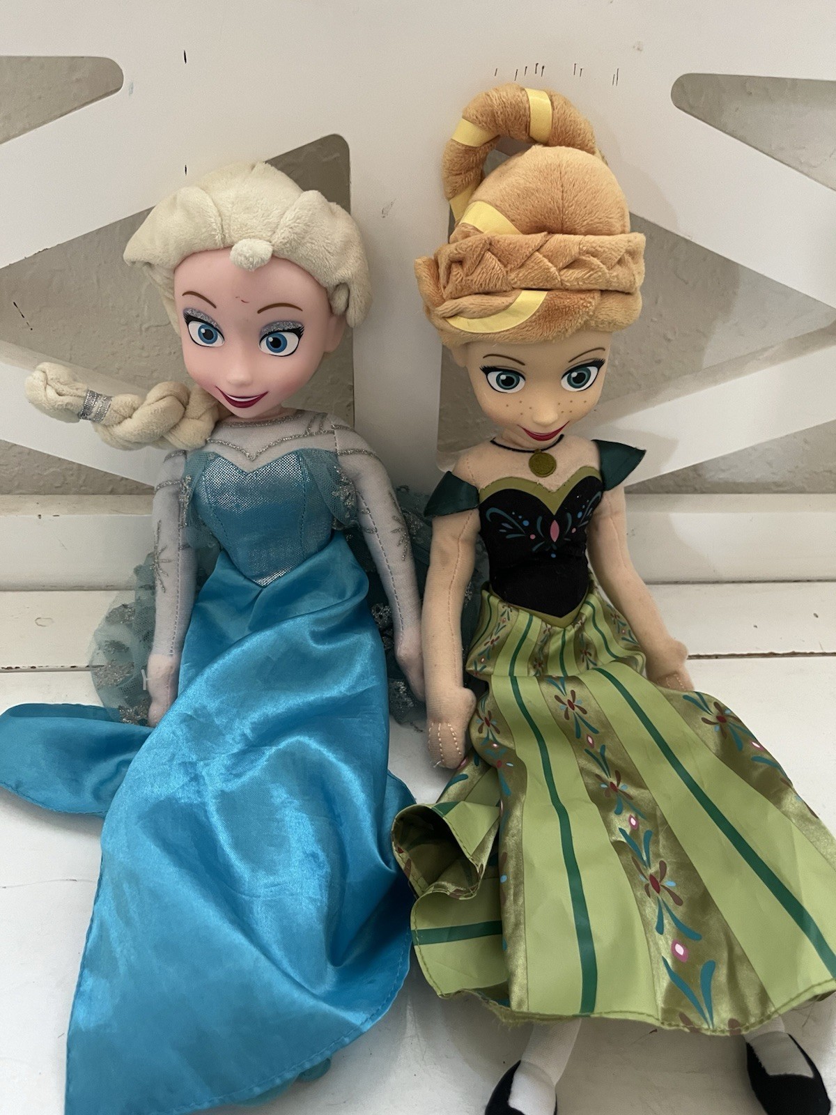 Just Play Disney Frozen Princess Anna and Elsa Plush