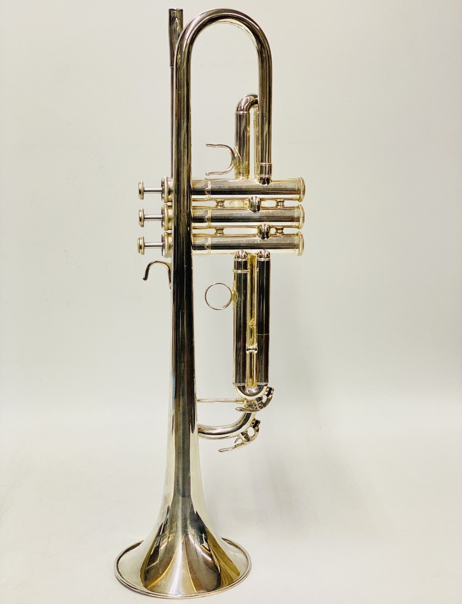 YAMAHA YTR-6335S Professional Trumpet with Case (UD2118595)