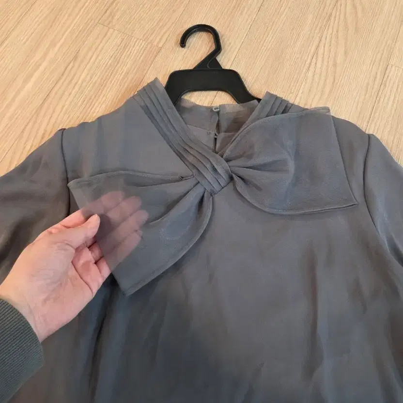 Ribbon Blouse (Brand New)