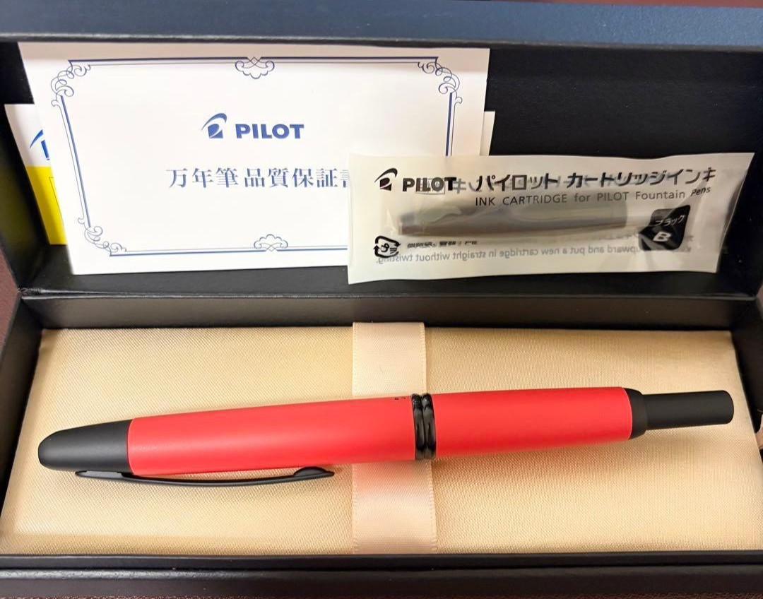 PILOT Capless Red Black Fountain Pen M Nib