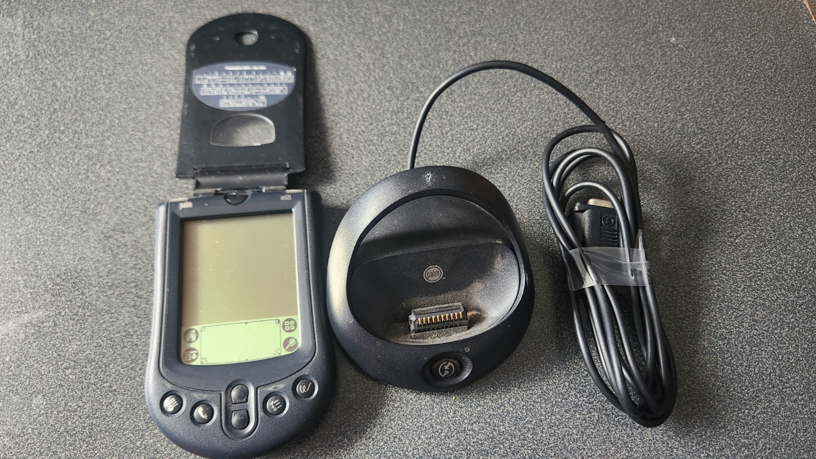 Palm Pilot m105 PDA Touchscreen Calendar with Dock and Cable