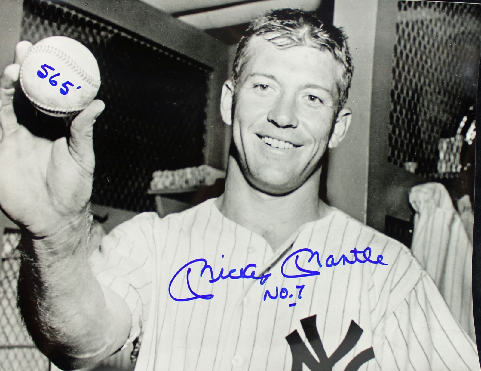 Nice Copy of Autographed Mickey Mantle 8 x 10 Photo RP New York Yankees MM3