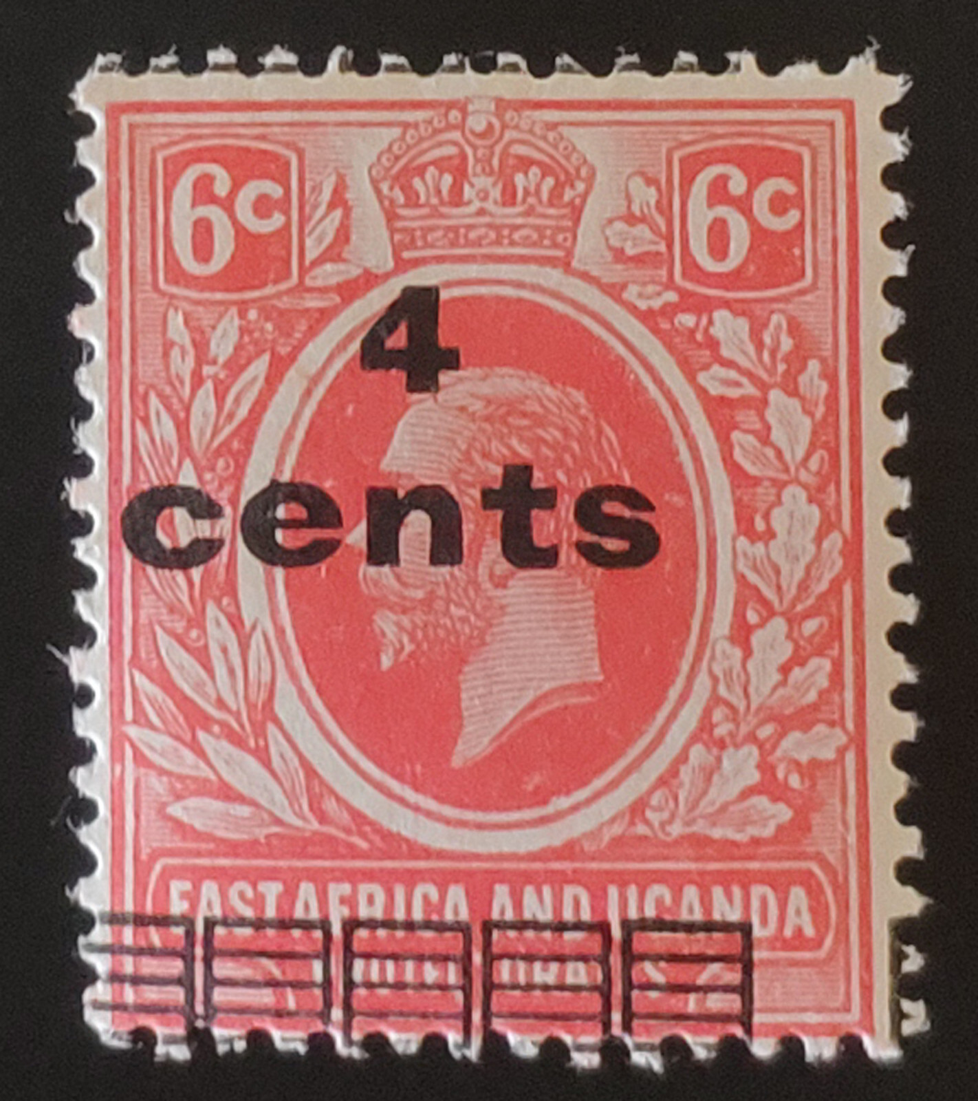 EAST AFRICA & UGANDA. KGV 1919. ERROR! HUGE SHIFT of 4c on 6c overprint. MUH.