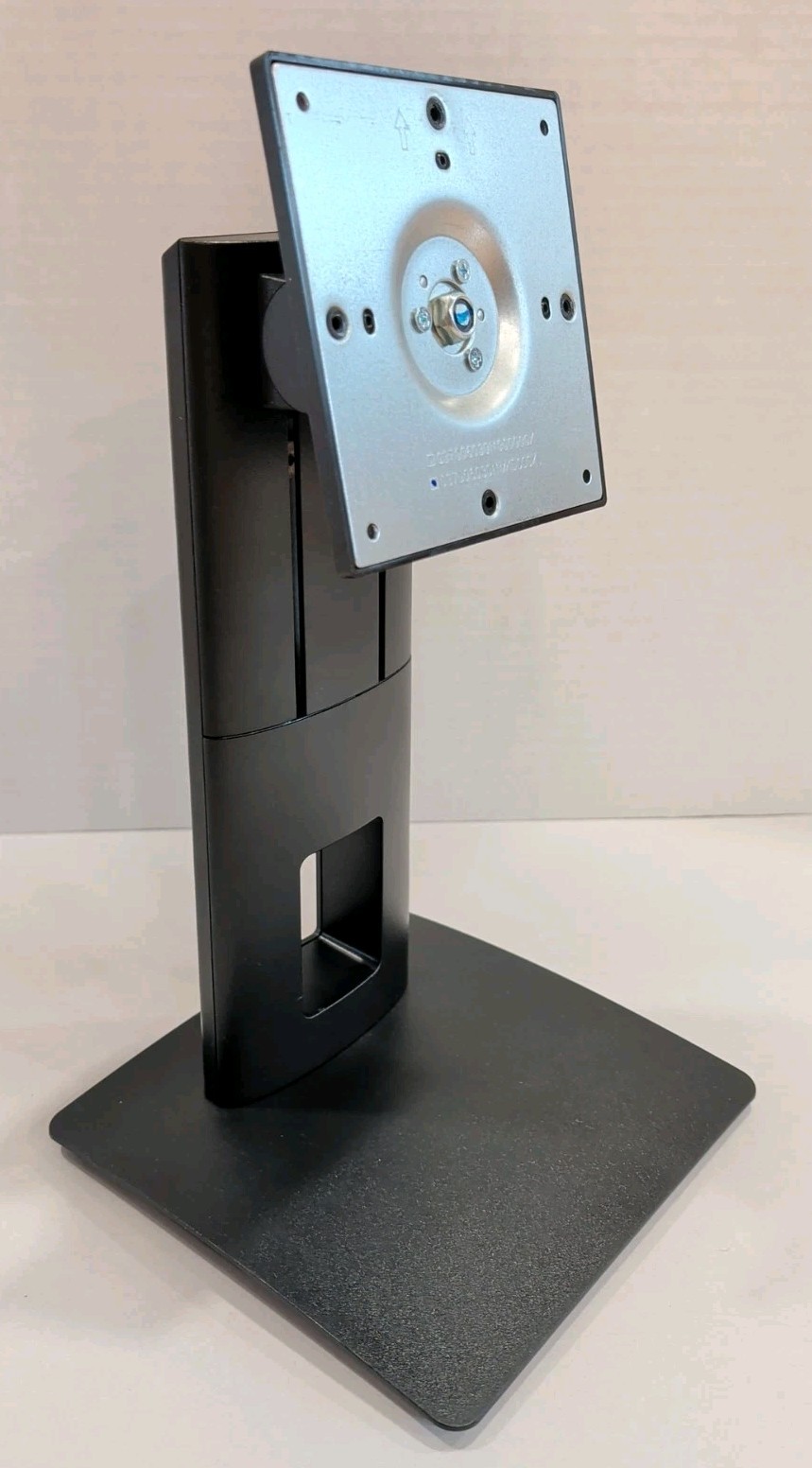 Pre-owned HP Monitor Stand Base Adjustable Tilt, Height, Rotate W/Solid Base