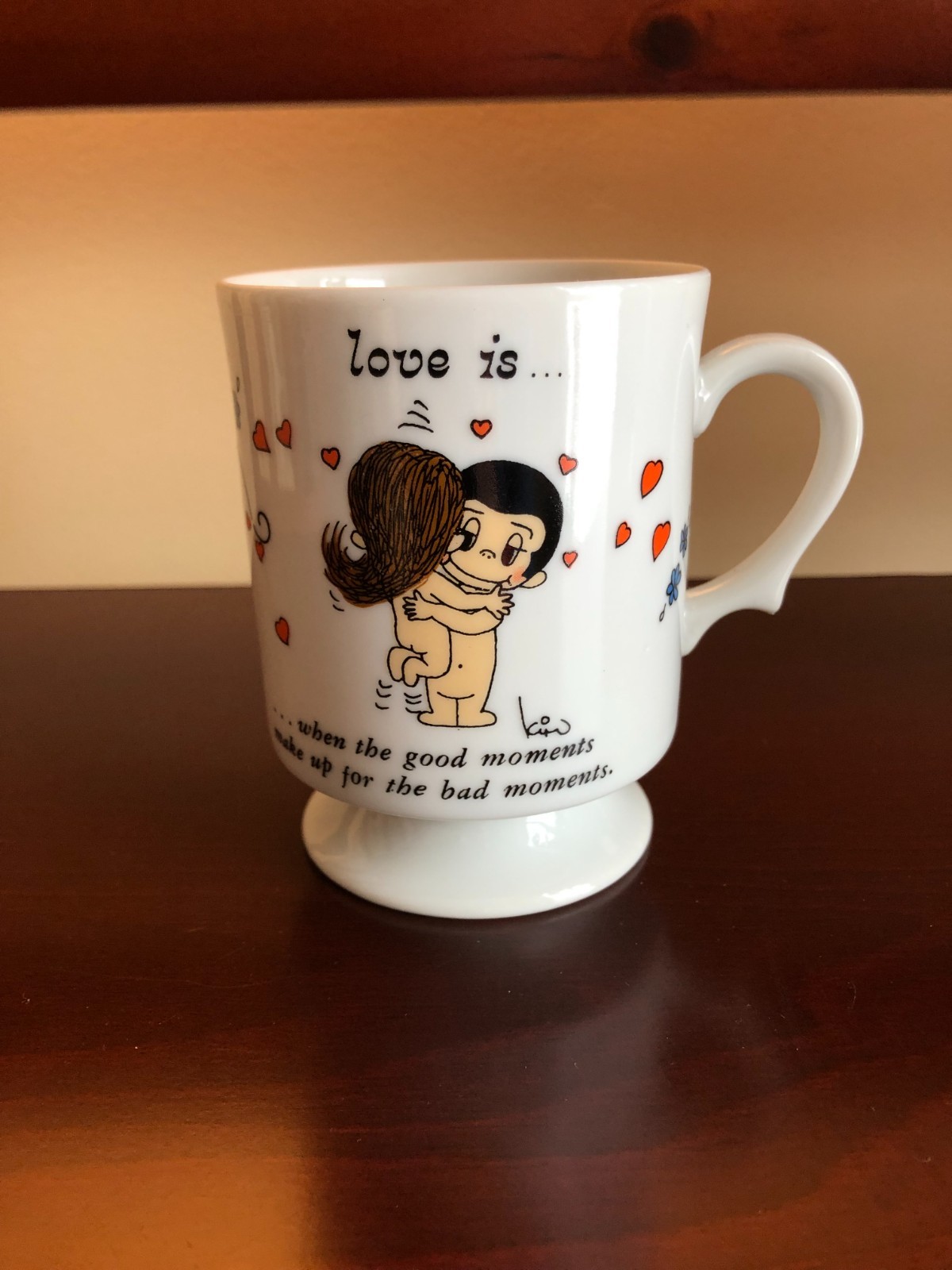 VINTAGE LOVE IS... BY KIM PEDESTAL MUG 1972 JAPAN GREAT SHAPE