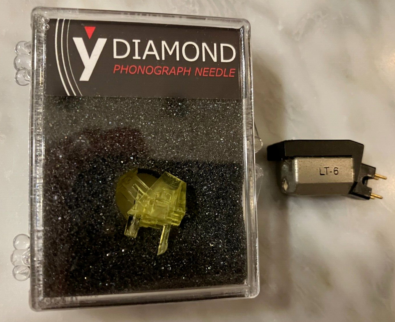 EMPIRE LT-6 CARTRIDGE AND NEW AFTER MARKET STYLUS IN PLASTIC DISPLAY CASE