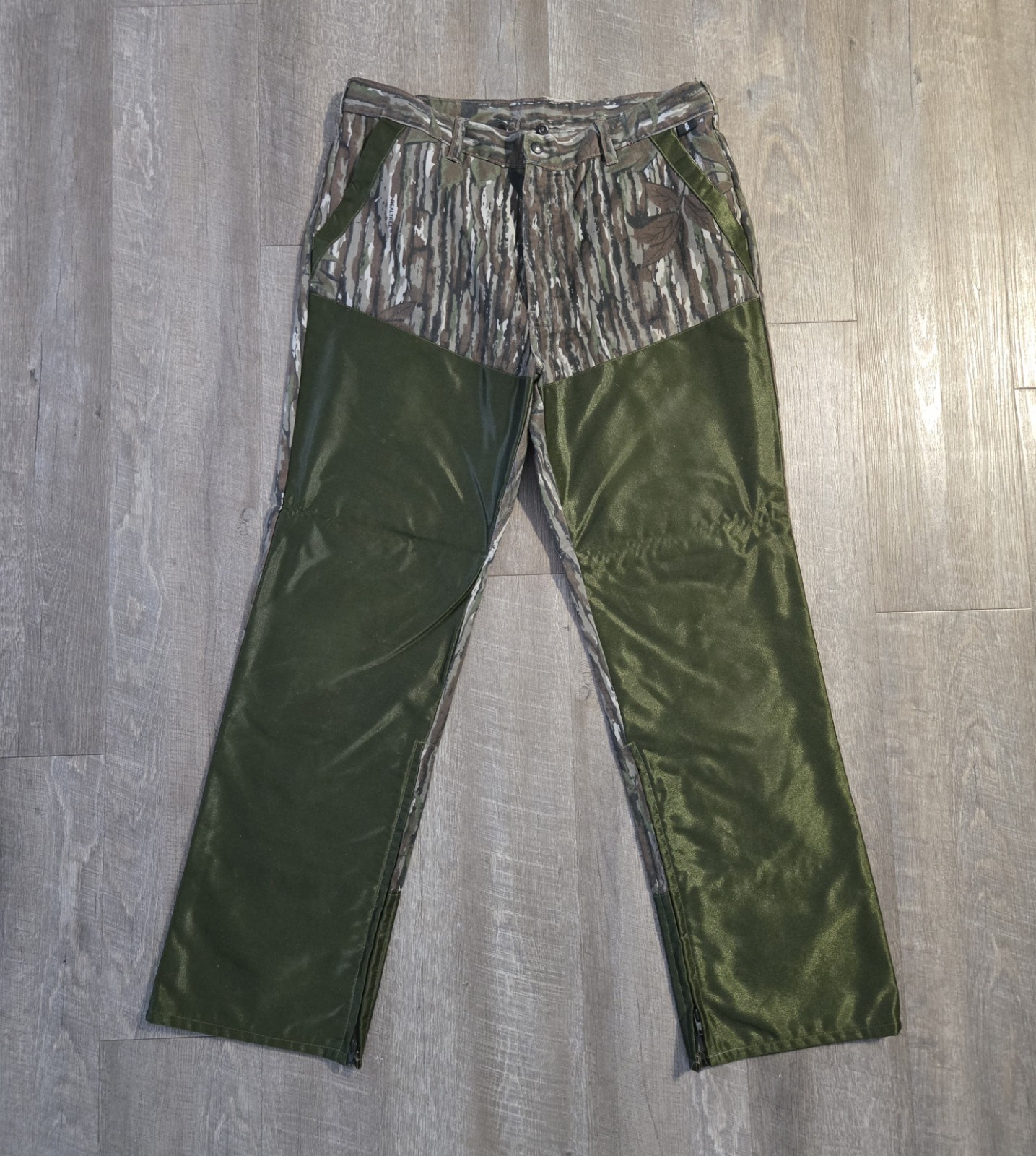 Vintage 10x Mens Camo Brush Guard Hunting Outdoor Pants Size 38 Long USA Made