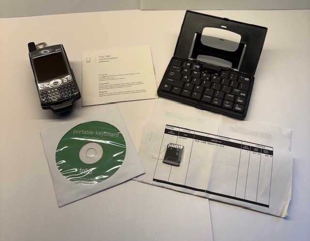 PalmOne Treo 600D9F5A & Accessories