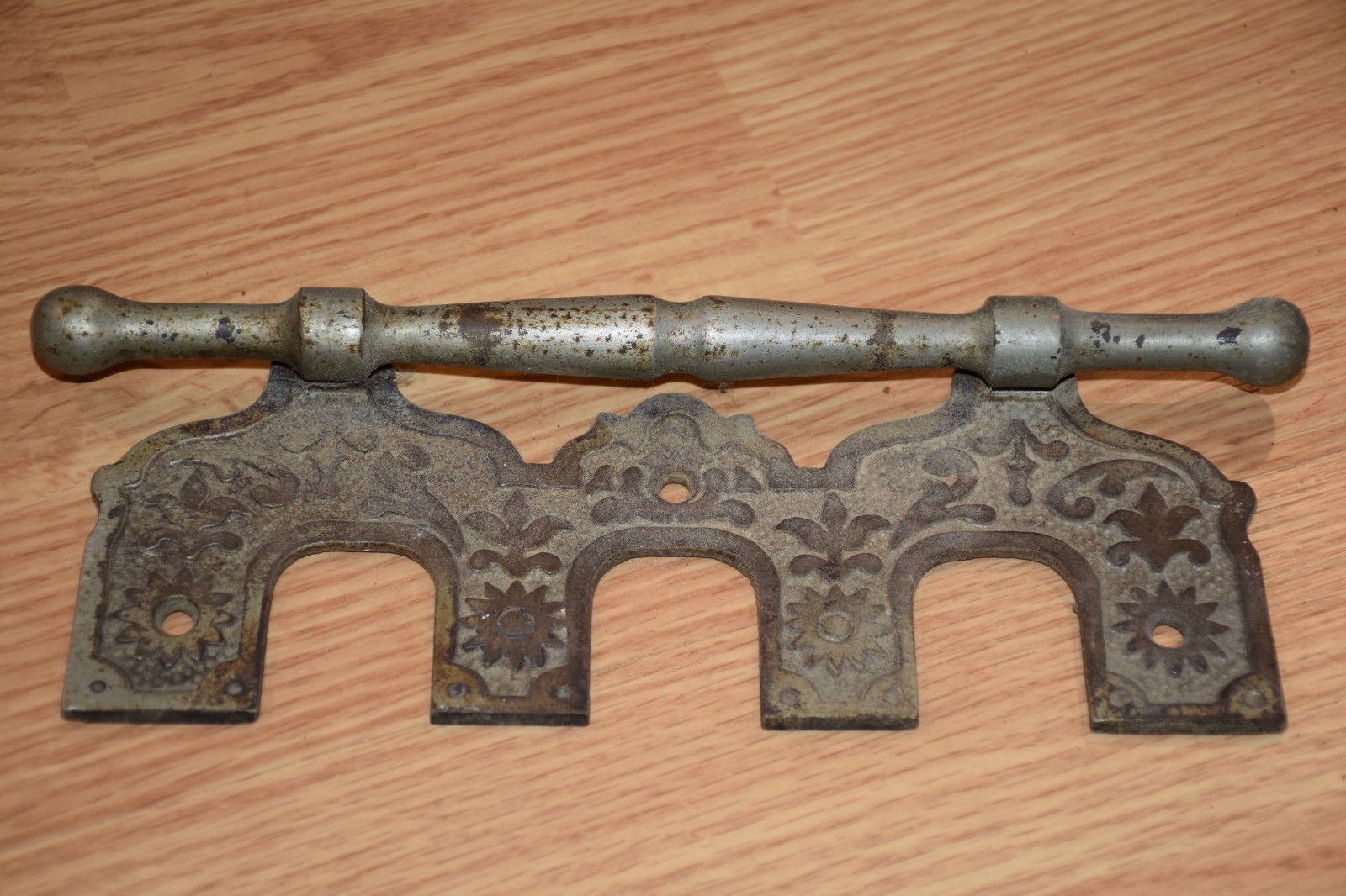 Antique Old Piano Foot Pedal Action Backplate Ornate Cast Iron Plated Part USA