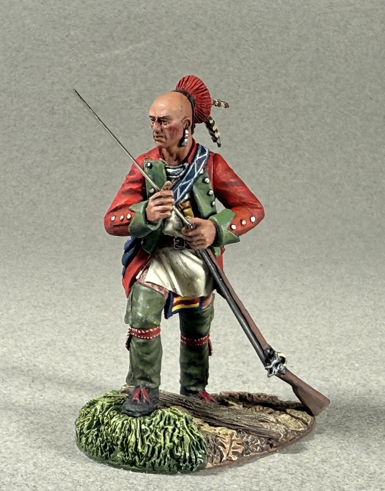 BRITAINS AMERICAN REVOLUTIONARY WAR 16211 NATIVE WARRIOR LOADING MUSKET