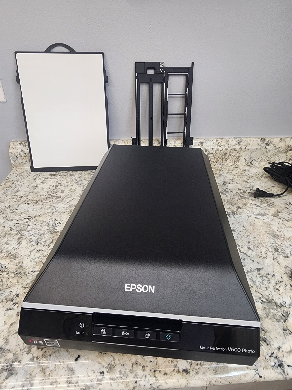 Epson Perfection V600 Photo Scanner 