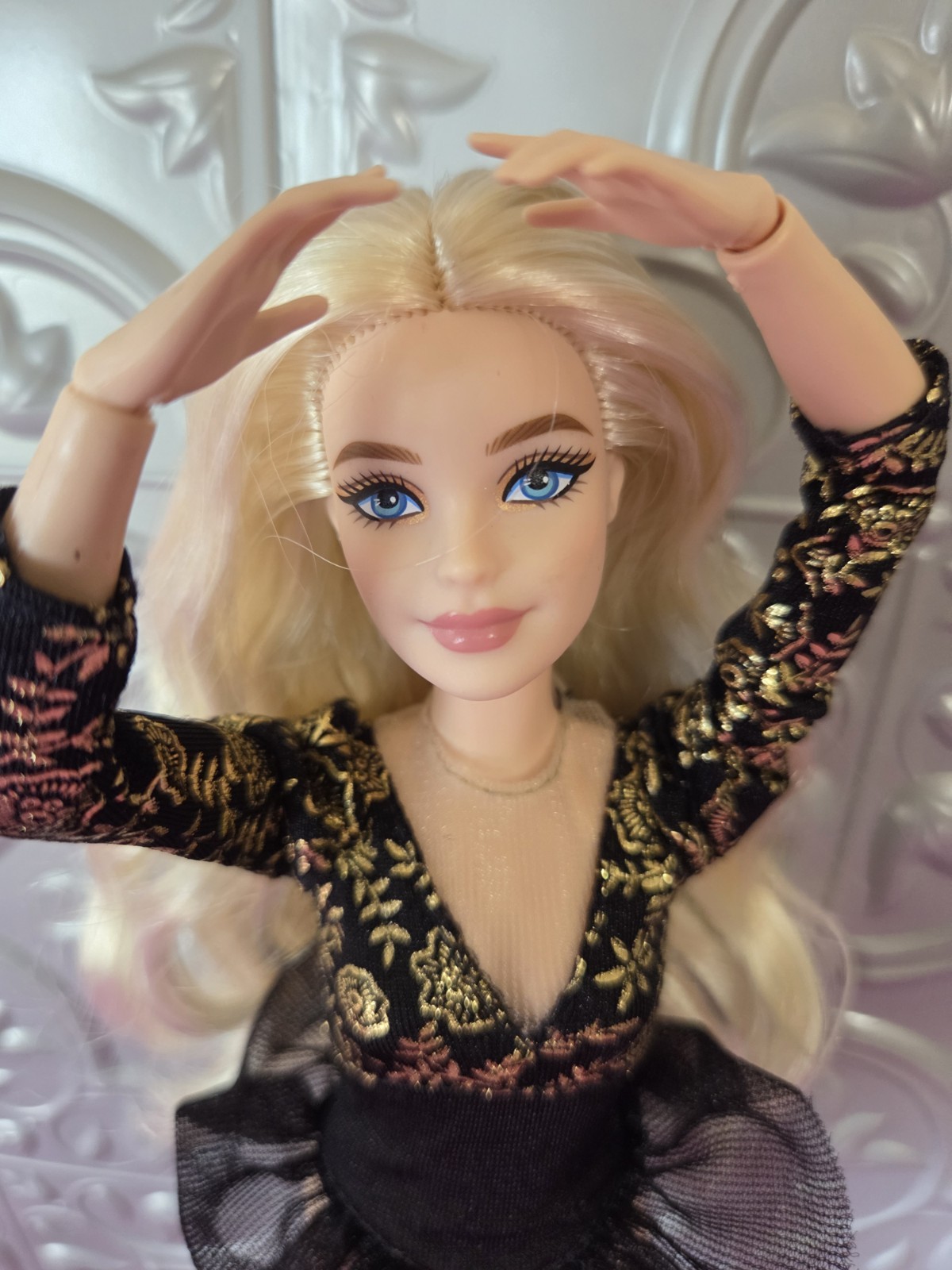 Barbie You Create Blonde Hybrid Petite MTM Doll w Signature Ice Skating Outfit