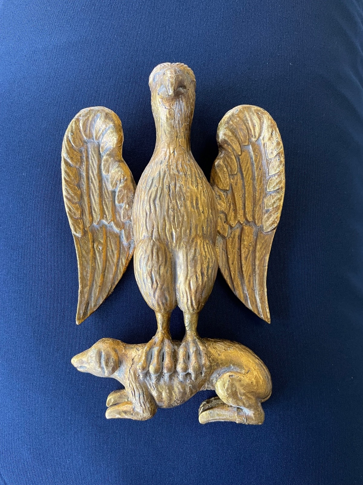 ANTIQUE FEDERAL EAGLE GILTWOOD PEDIMENT CARVED WOOD FOLK ART