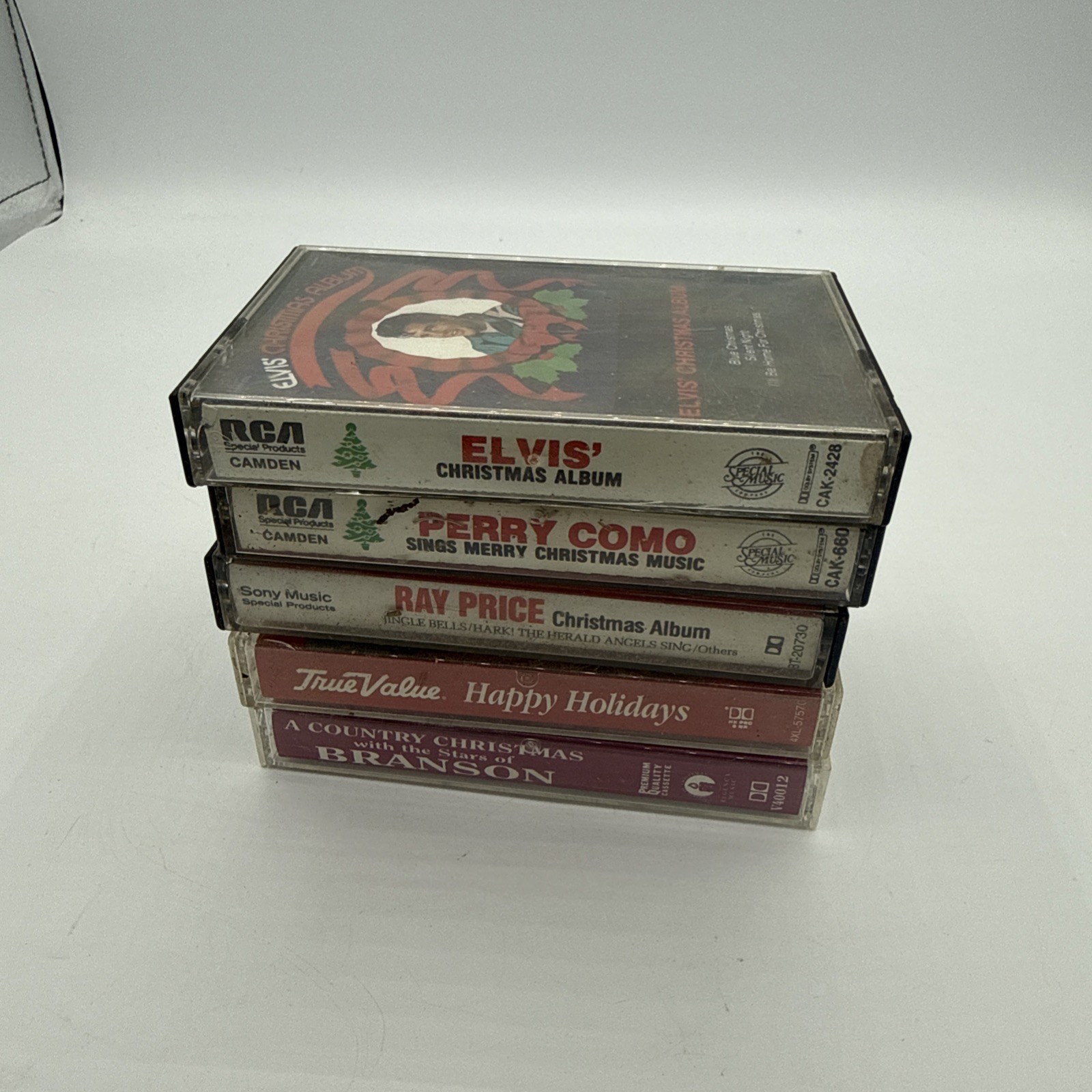 Christmas Songs Cassettes Lot Of Elvis, Ray Price, Perry Como, Branson & More
