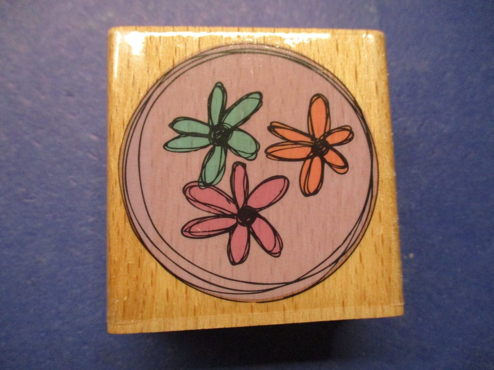 DAISIES FLOWERS IN CIRCLE RUBBER STAMP WOOD MTD 