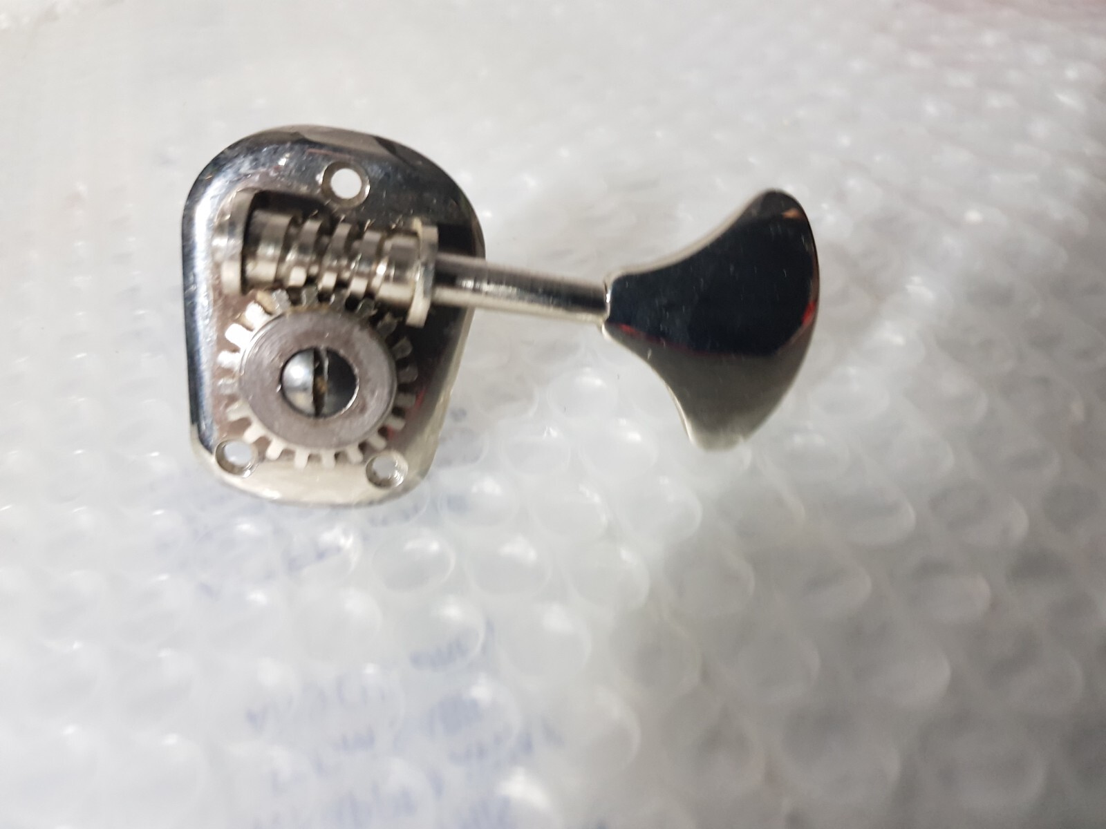 60's  VOX / CRUCIANELLI BASS TUNER - RARE BUTTON SHAPE