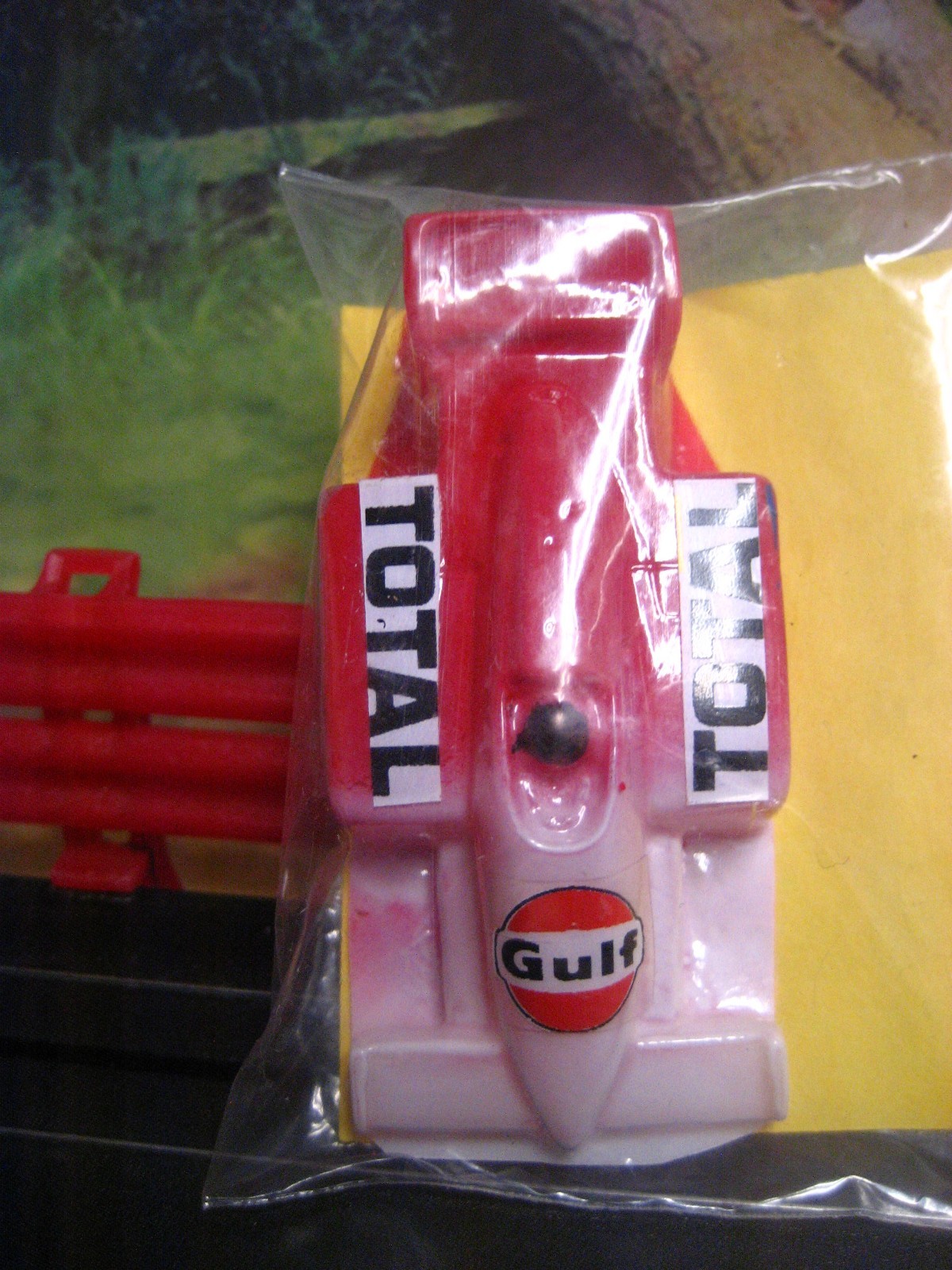 New  HO Scale Slot Car  Custom painted Gulf Total Lexan Body