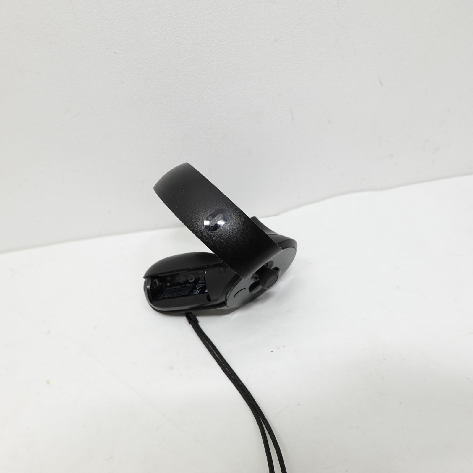 Meta Oculus Rift CV1 LEFT ONLY Touch Controller Missing Battery Cover