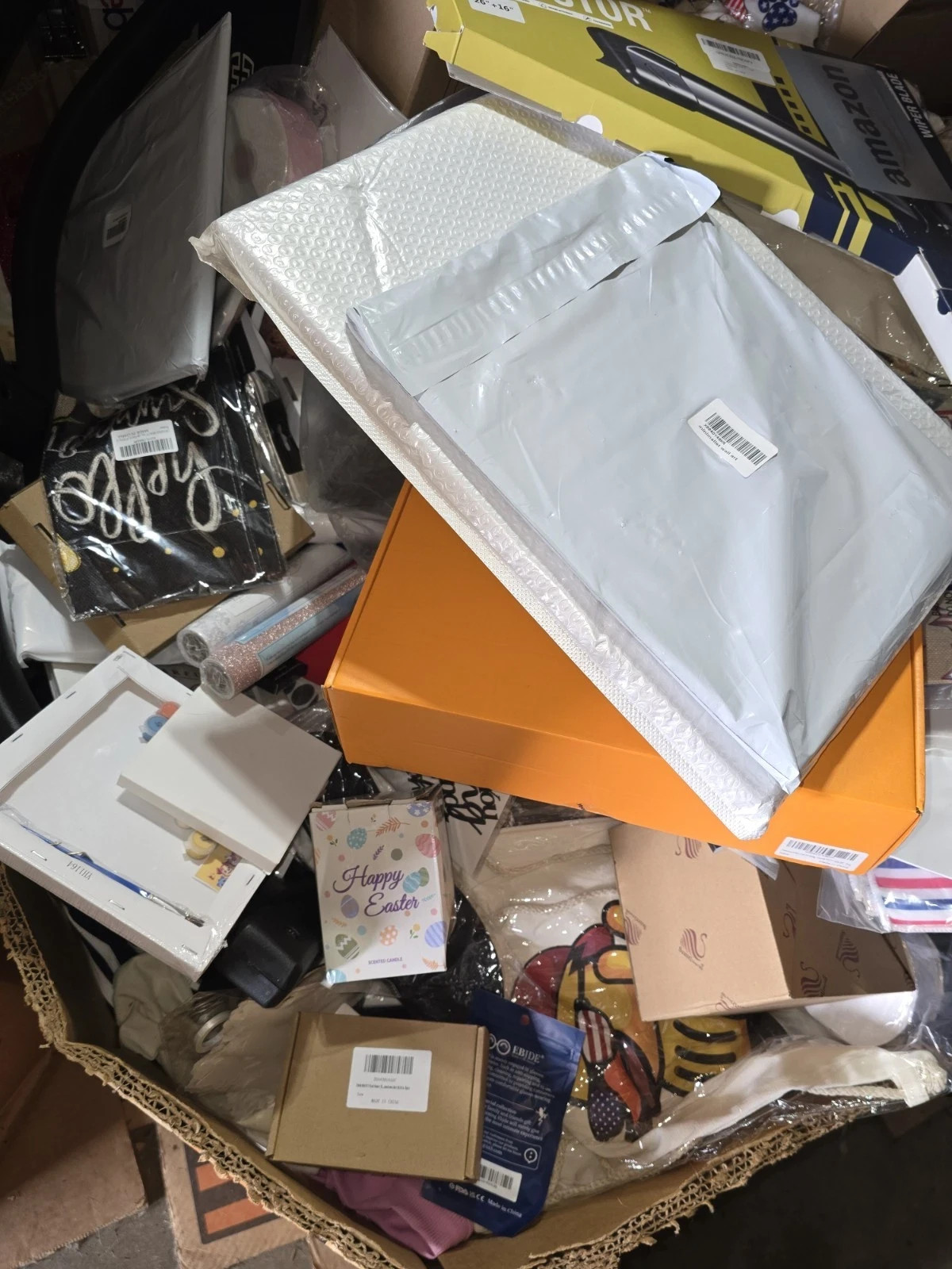 Branded Mystery Box – Amazon, Target, Walmart, TJ Maxx Assorted Finds
