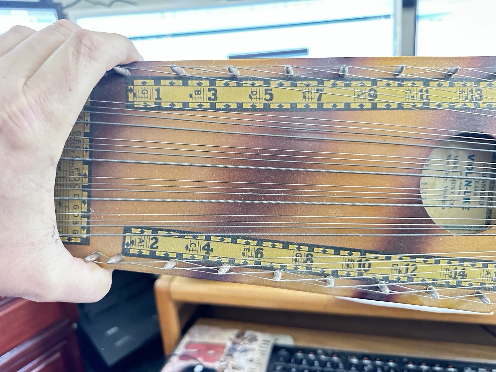 Violyn-Uke Vintage Marxochime Autoharp With Bow And Pic