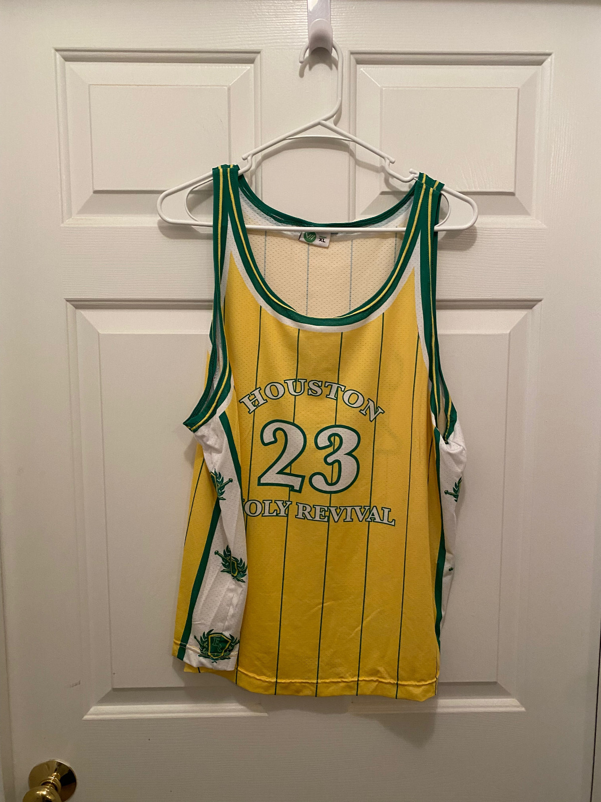Swagger Apple TV Show Houston Basketball Worn Prop Yellow Green Jersey XL