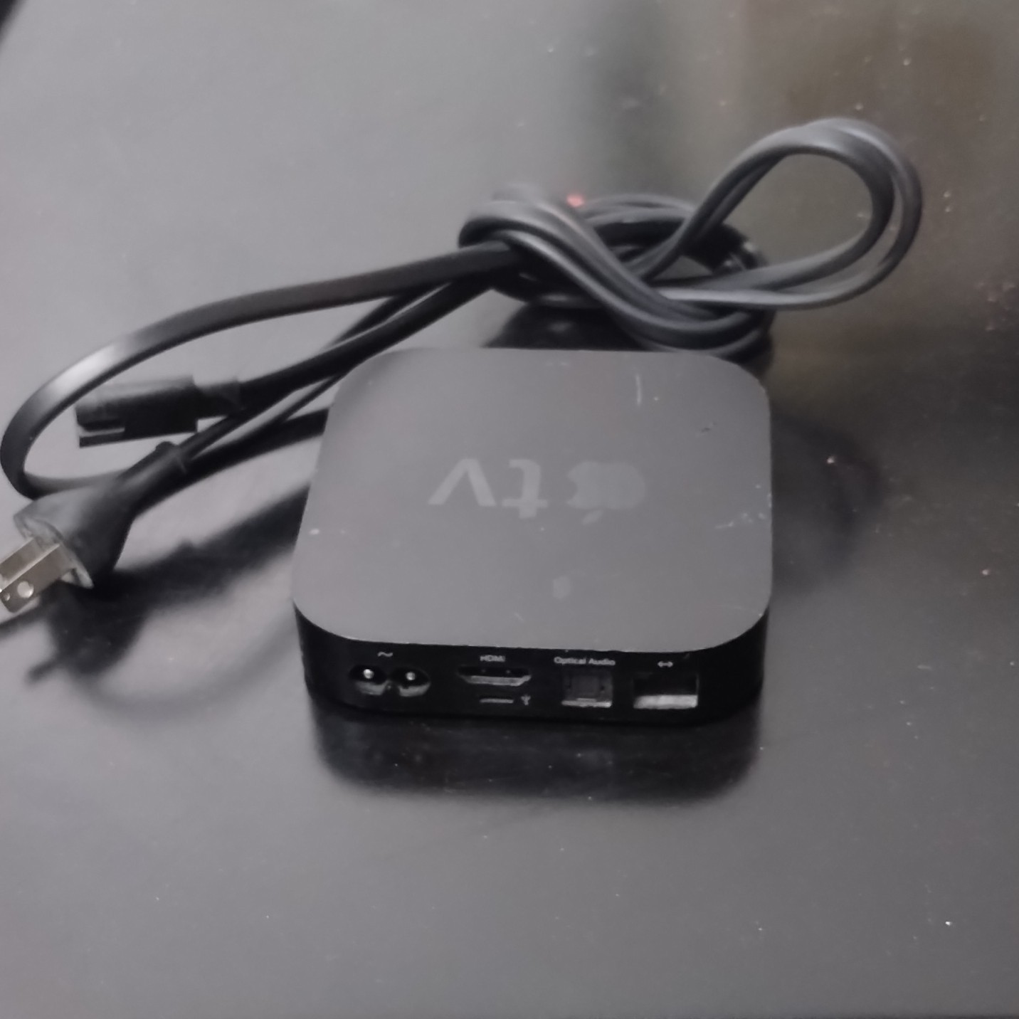 Apple TV Digital HD Media Streamer HDMI Optical Audio Ethernet Black w/ Cable