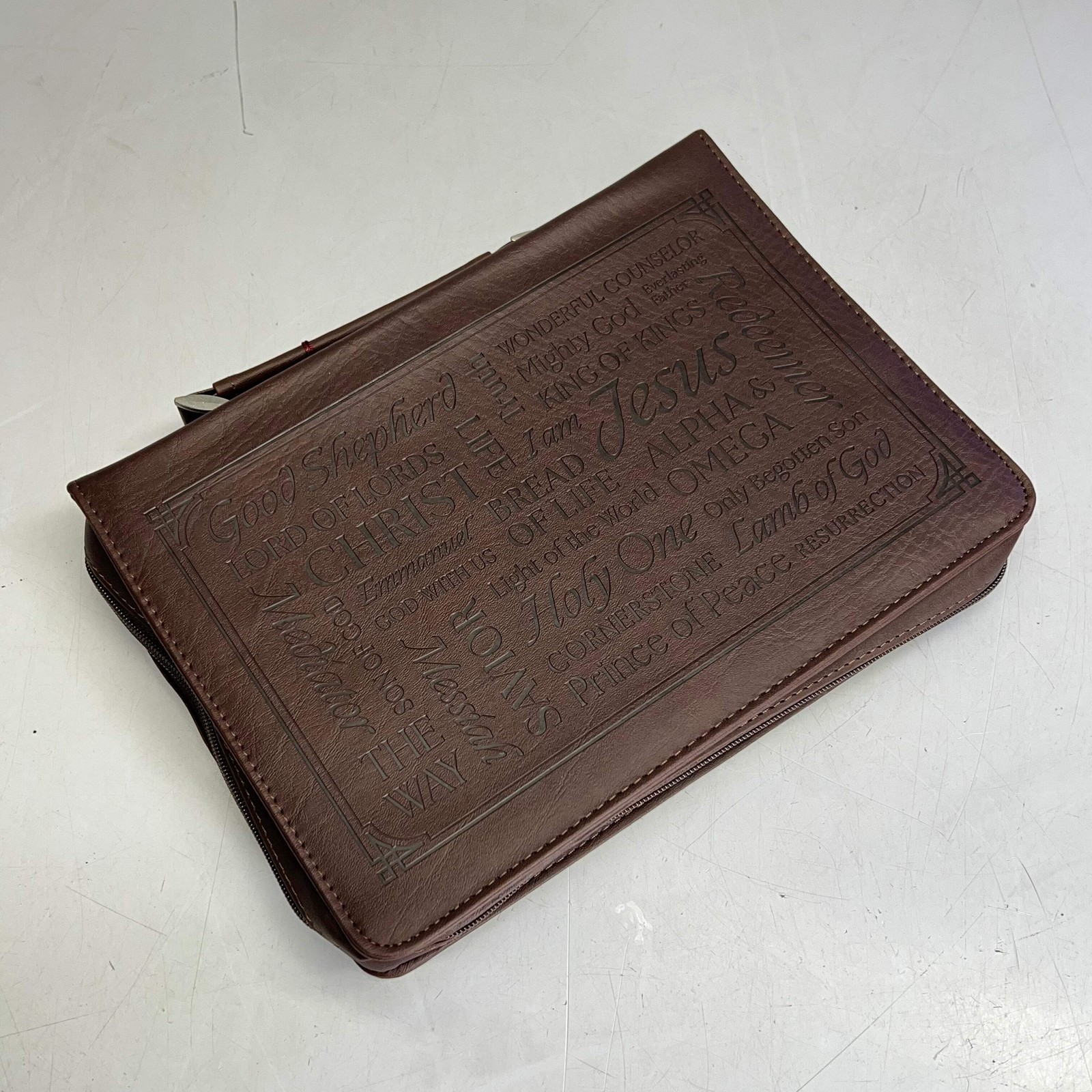 CHRISTIAN ART GIFTS Isaiah 9:6 Faux Leather Classic Bible Cover 8"x11" Walnut