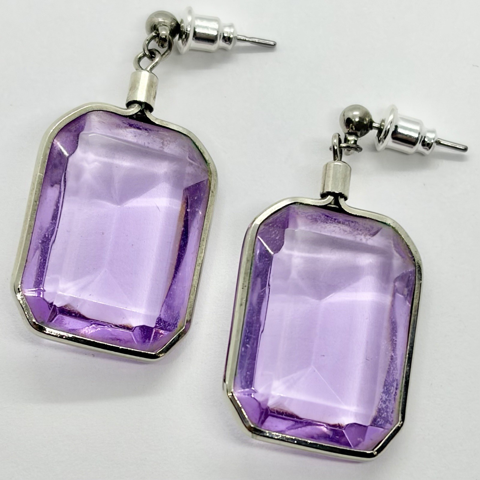 Vtg Big Lavender Emerald Cut Glass Bezel Statement Dangle Earrings Post Purple