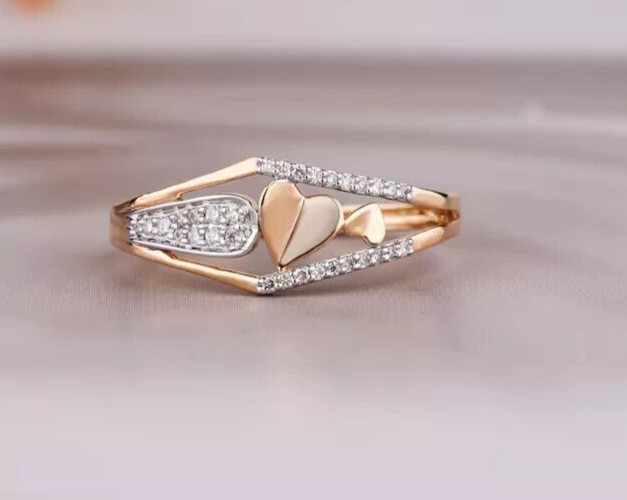 2 Ct Round Cut Women's Engagement Ring Simulated Diamond 14K Yellow Gold Plated