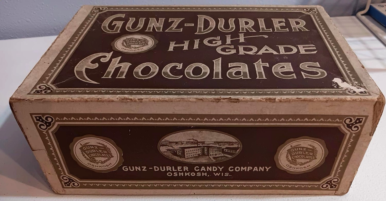 Antique GUNZ-DURLER High Grade CHOCOLATES Retail Display Candy BOX Oshkosh WIS