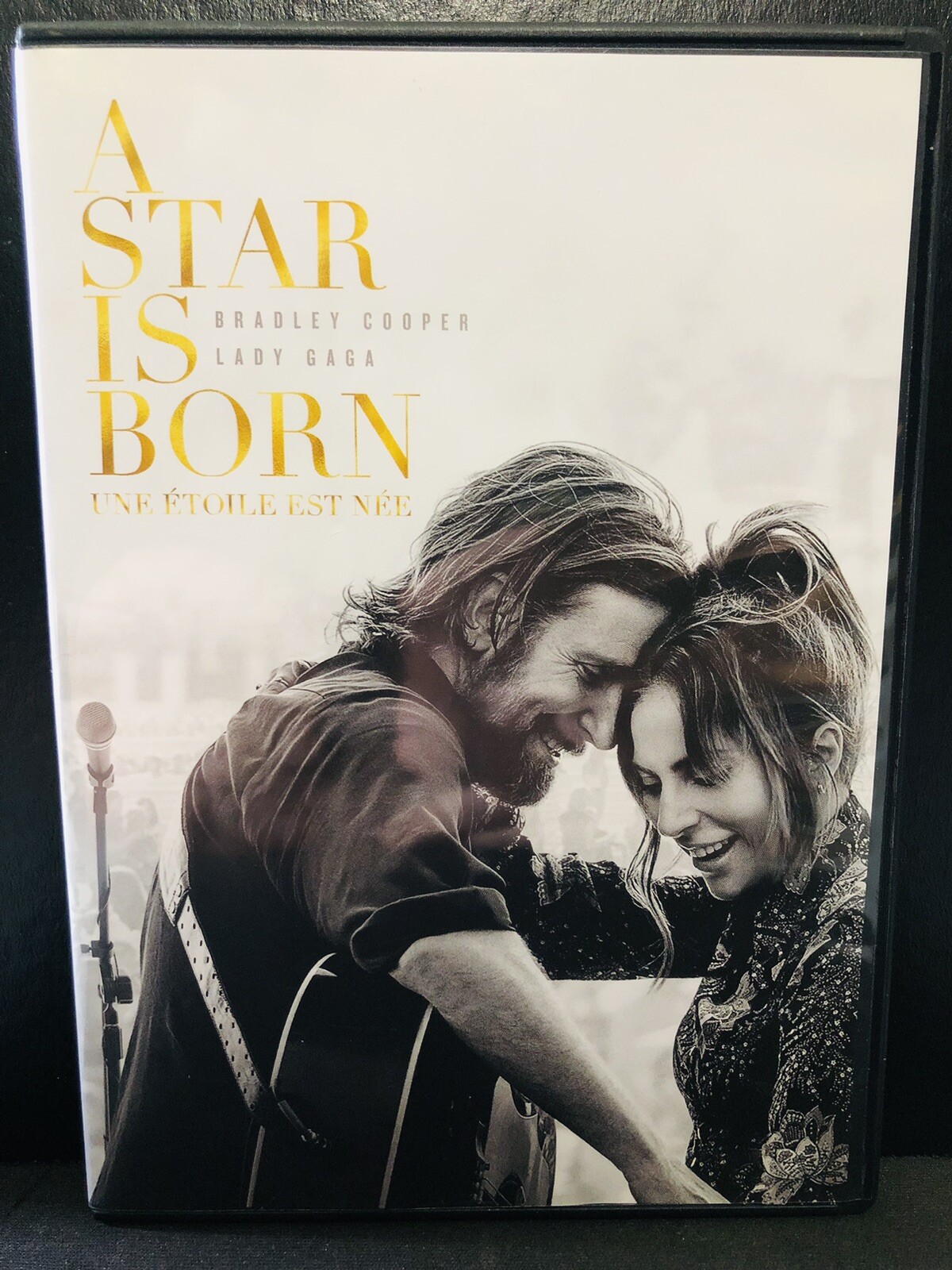 A Star Is Born (DVD, 2019, 2 Disc Set, Widescreen, Bilingual)