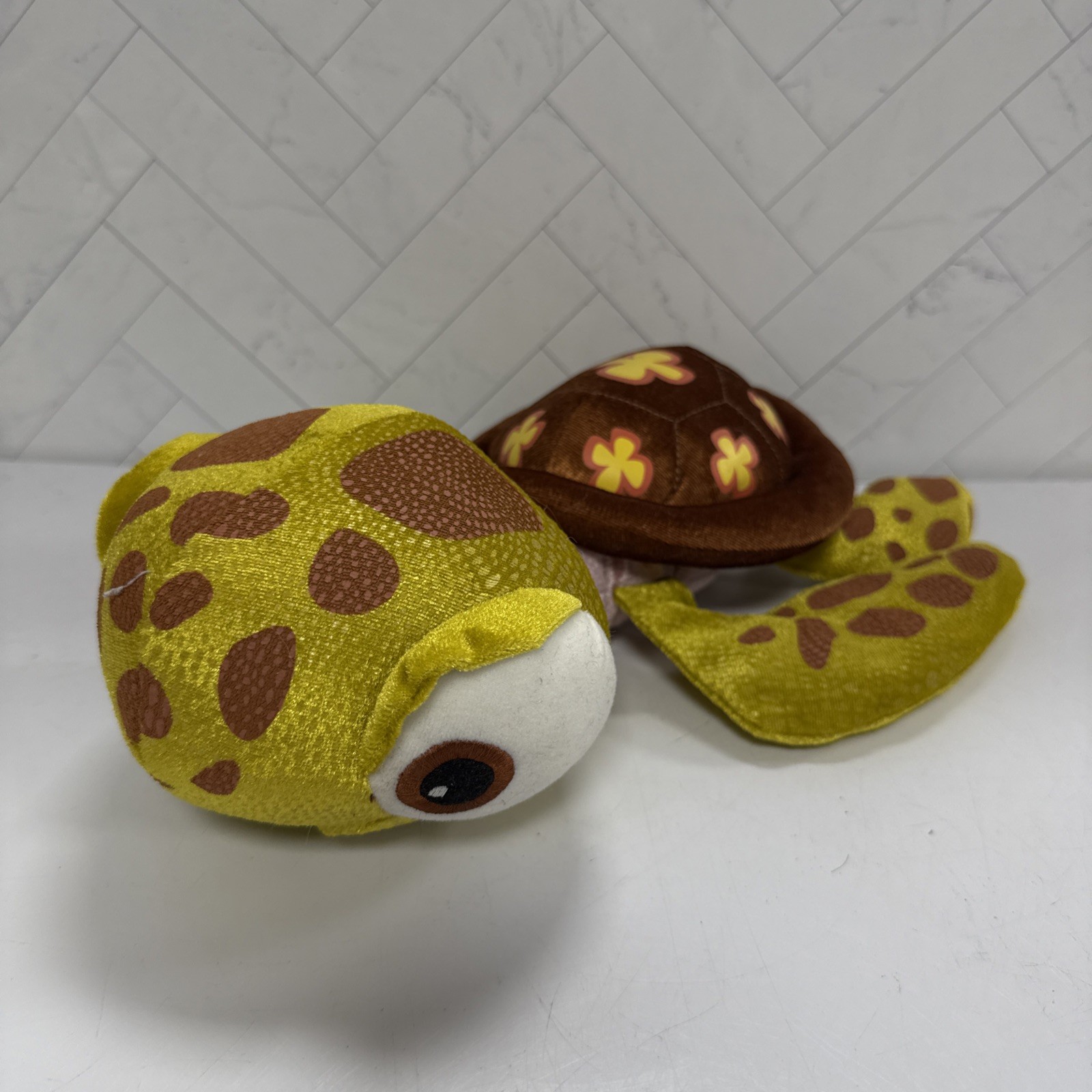Disney Store Exclusive Finding Nemo Squirt Turtle Plush 12" Shiny