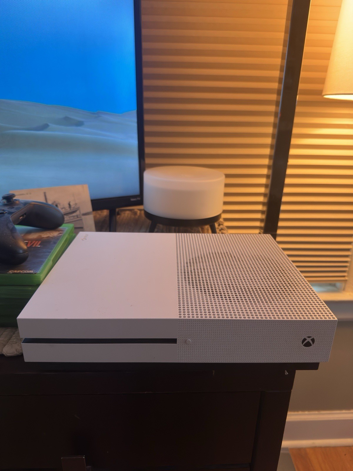 Xbox One S Console with Fusion Controller & 6 games