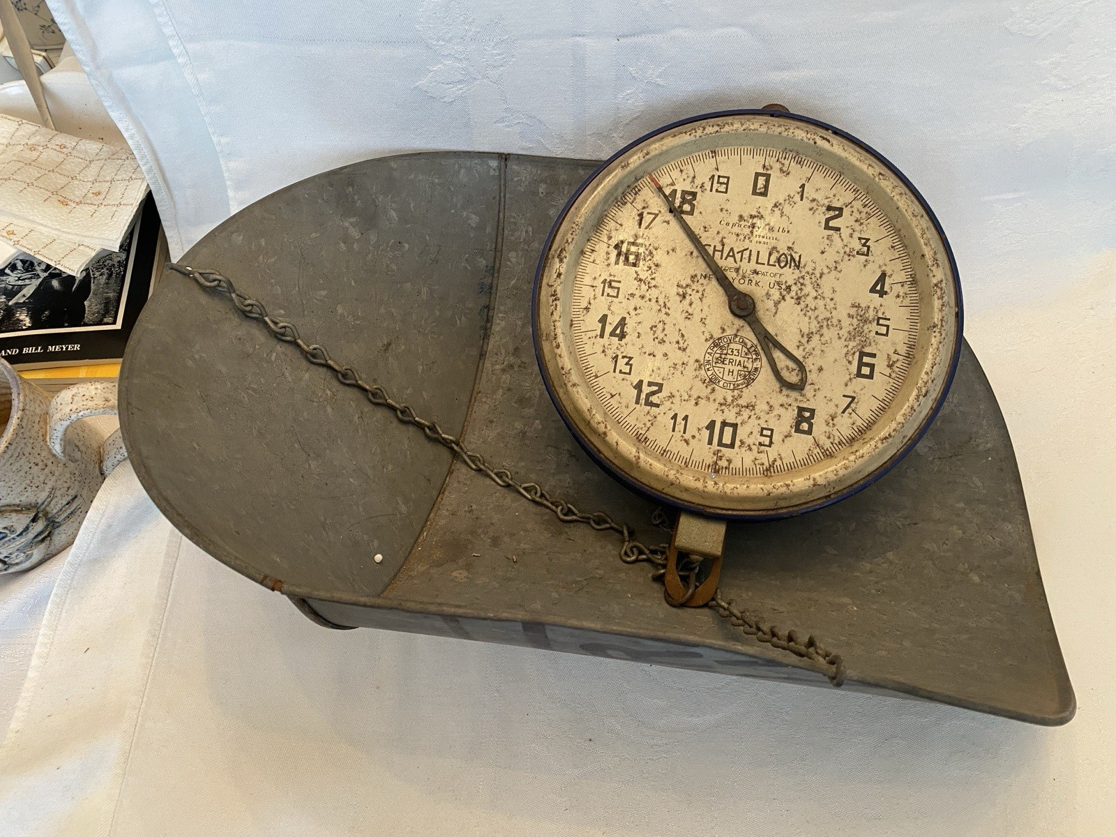 Vintage CHATILLON HANGING STORE SCALE 1931 - 40 lbs w/ Metal Scoop Basin Bowl