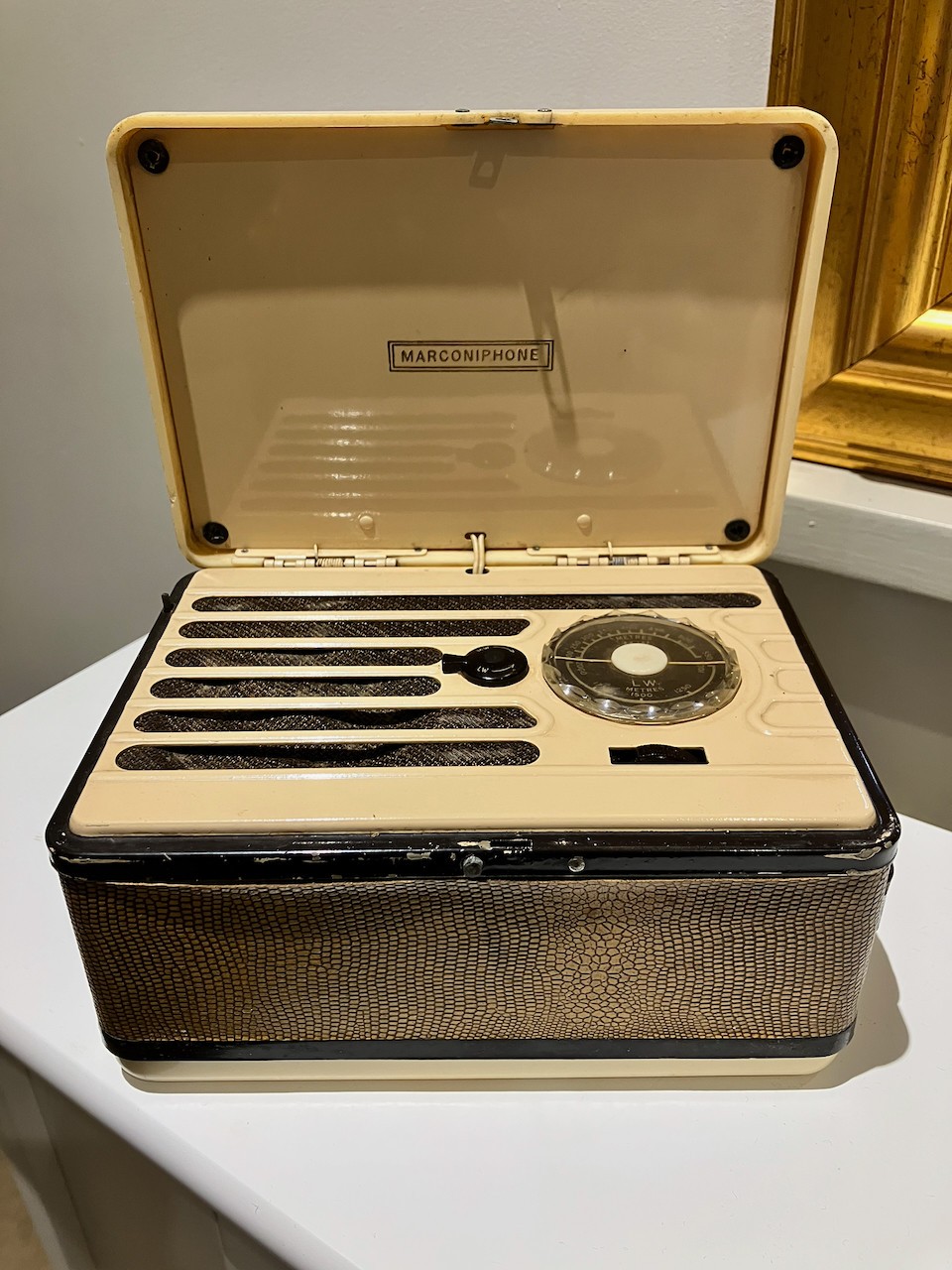 Marconi Marconiphone Portable Valve Radio NOT TESTED