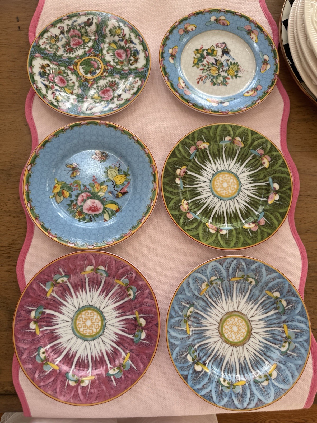 Williams-Sonoma Famille Rose Appetizer Plates - Set of 6