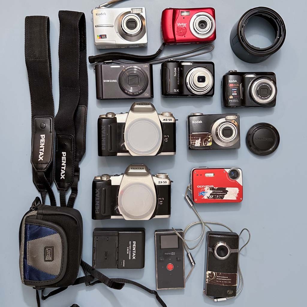 Camera Lot, Not Working, Mixed Compact Digital and SLR